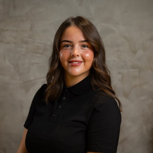 Sienna, Hair Artist at Avesta Hair